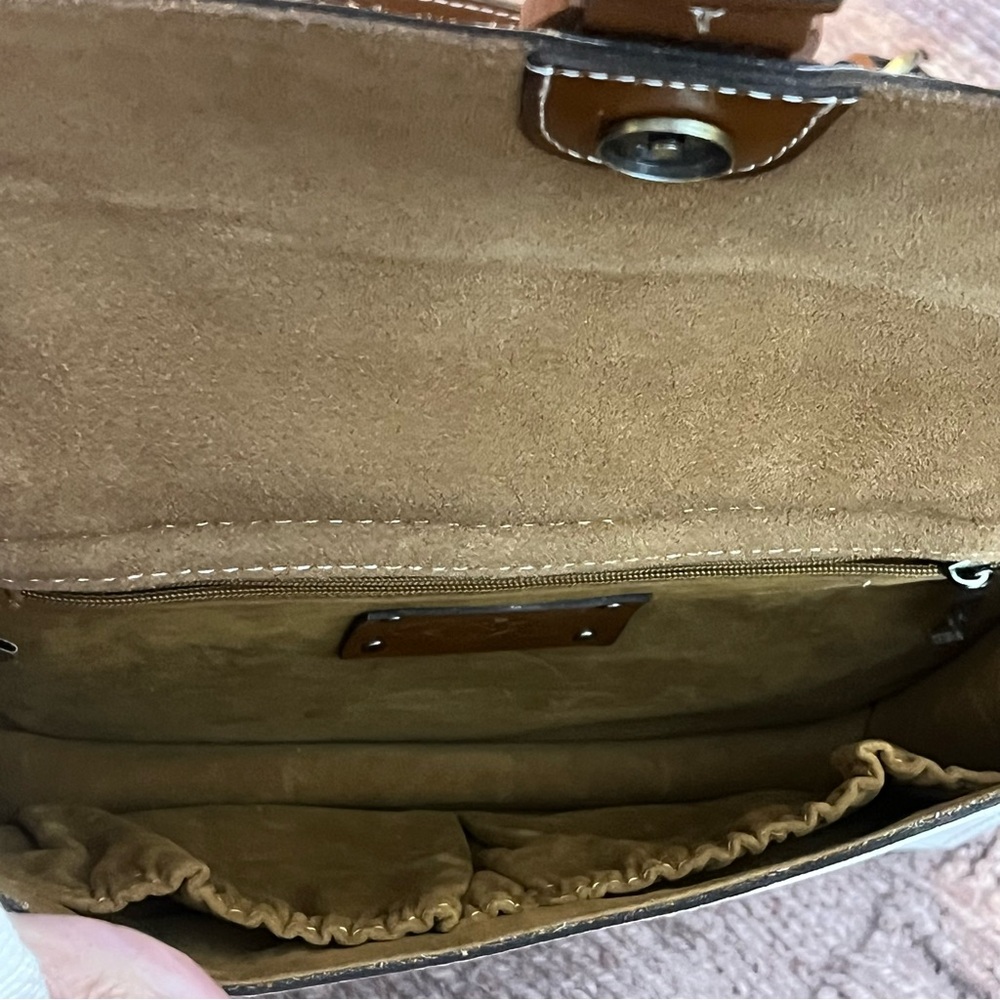 Patricia Nash TAURIANA White/Tan Leather Crossbody Organizer Purse - Picture 7 of 15